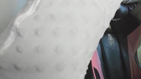 Snapshot of andrees_s chatting on November 2025 07:01:02 PM andrees_s online show from November 2025 07:01:02 PM