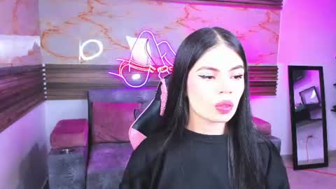 andrees_s online show from June 2026 03:26:01 AM