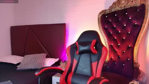 andreew_style_ online show from March 2026 08:46:02 PM