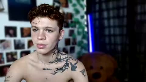 Snapshot of andreewwolffman chatting on January 2025 04:08:02 PM Andrew online show from January 2025 04:08:02 PM