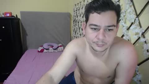 Snapshot of andreitahot69 chatting on October 2025 11:33:02 AM ANDREA online show from October 2025 11:33:02 AM