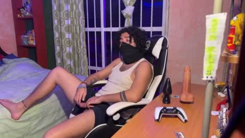 Snapshot of andrelabuda9 chatting on October 2025 03:48:02 AM Andre Labuda online show from October 2025 03:48:02 AM