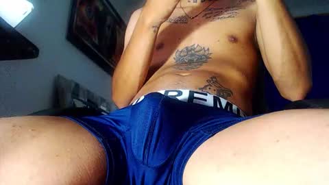 Snapshot of andres_cond chatting on November 2025 02:47:02 AM Andrs o online show from November 2025 02:47:02 AM