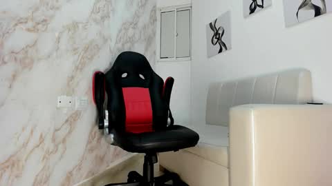 andres_stud online show from November 2025 04:24:02 AM