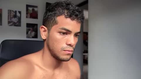 Andres online show from October 2025 07:01:02 PM