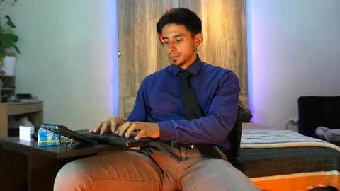 Andrew online show from February 2026 01:46:02 AM