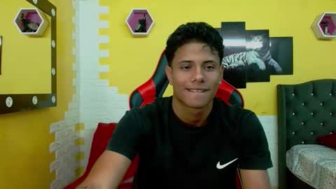 Snapshot of andrew_myersx chatting on January 2026 02:48:02 AM ANDREW online show from January 2026 02:48:02 AM