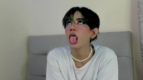 ANDREW independent model online show from March 2026 09:18:02 PM