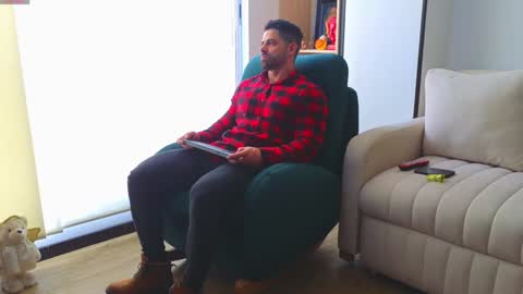 Snapshot of andrewfame chatting on December 2024 04:38:01 PM Andrew online show from December 2024 04:38:01 PM