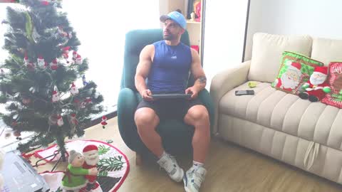 Snapshot of andrewfame chatting on December 2024 04:08:02 PM Andrew online show from December 2024 04:08:02 PM