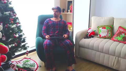 Snapshot of andrewfame chatting on December 2024 02:10:01 PM Andrew online show from December 2024 02:10:01 PM