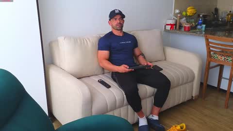 Snapshot of andrewfame chatting on January 2025 04:39:01 PM Andrew online show from January 2025 04:39:01 PM