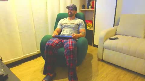 Snapshot of andrewfame chatting on February 2025 01:34:01 AM Andrew online show from February 2025 01:34:01 AM