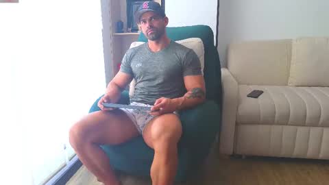 Snapshot of andrewfame chatting on February 2025 04:53:01 PM Andrew online show from February 2025 04:53:01 PM