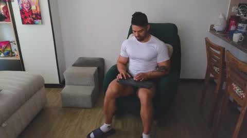 Snapshot of andrewfame chatting on September 2025 10:09:02 PM Andrew online show from September 2025 10:09:02 PM
