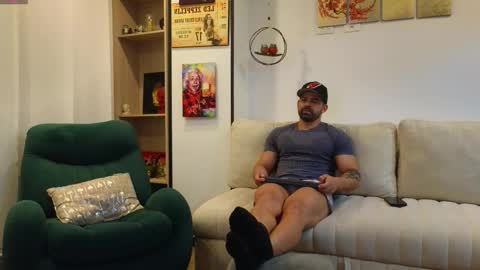 Snapshot of andrewfame chatting on October 2025 02:12:02 AM Andrew online show from October 2025 02:12:02 AM