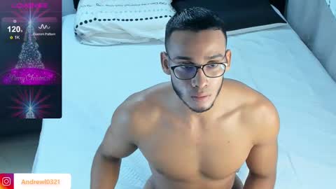 Snapshot of andrewl0321 chatting on January 2025 06:01:02 AM Follow me in Fansly     online show from January 2025 06:01:02 AM