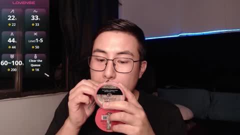 andrewmhilton_ online show from February 2026 06:06:01 AM