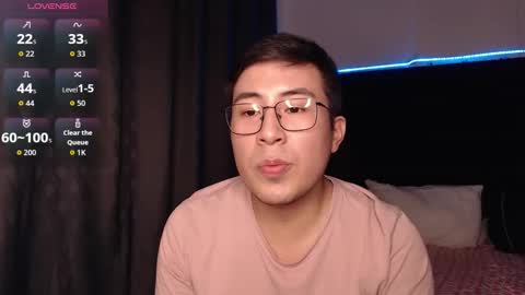 andrewmhilton_ online show from February 2026 07:37:02 AM