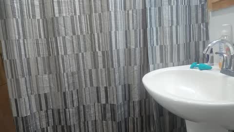 Snapshot of andrewo42601 chatting on October 2025 04:07:01 AM andrewo42601 online show from October 2025 04:07:01 AM