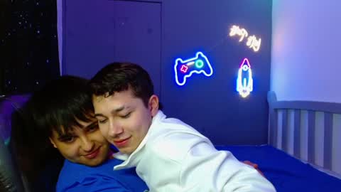 Snapshot of andrewsmile_ chatting on January 2025 07:12:01 PM ANDREW online show from January 2025 07:12:01 PM