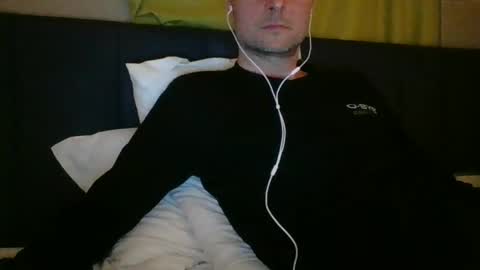 andreyandrey80 online show from March 2025 08:31:02 PM