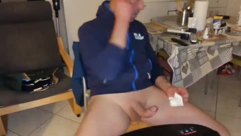 androx77 online show from January 2025 10:10:01 PM