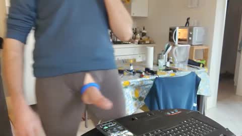 androx77 online show from December 2025 11:08:01 AM