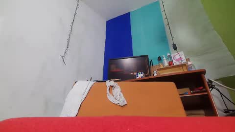 Snapshot of andrykasandry chatting on January 2025 03:32:02 AM andrykasandry online show from January 2025 03:32:02 AM