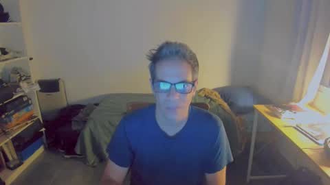 Snapshot of andy0pandi chatting on January 2025 08:40:01 AM Andrew online show from January 2025 08:40:01 AM