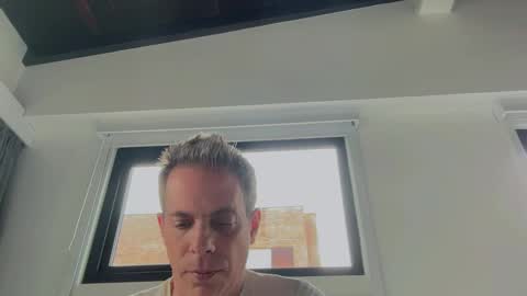 Snapshot of andy0pandi chatting on February 2025 03:00:01 PM Andrew online show from February 2025 03:00:01 PM