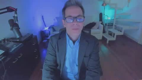Andrew online show from July 2026 03:59:02 AM