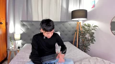 Andy online show from April 2026 11:24:01 PM