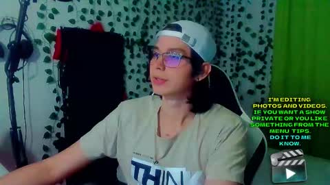 Snapshot of andy_gray01 chatting on September 2025 01:27:01 AM Andy Gray online show from September 2025 01:27:01 AM