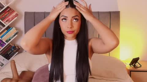 andy_saenz13 online show from May 2026 11:24:01 PM
