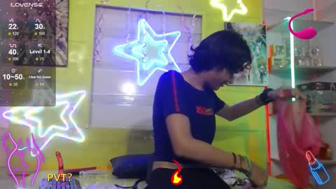 andy online show from November 2025 07:15:02 PM