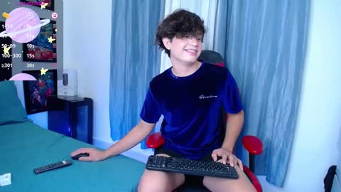 Snapshot of andyboy_19 chatting on February 2025 12:41:01 AM andy online show from February 2025 12:41:01 AM