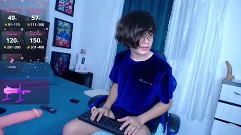 Snapshot of andyboy_19 chatting on December 2025 01:56:02 AM andy online show from December 2025 01:56:02 AM