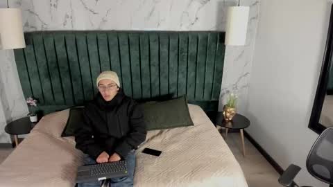 Andy Joy  online show from November 2025 11:10:02 AM