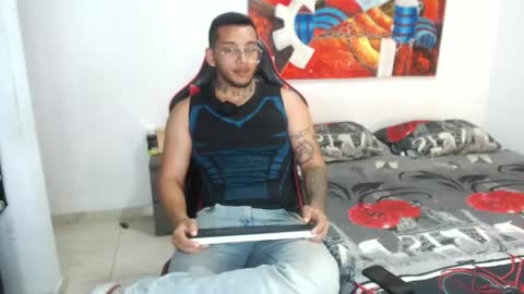 Andrs online show from April 2026 11:52:02 PM