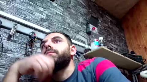 Snapshot of andyshr133 chatting on July 2026 03:35:02 AM andyshr133 online show from July 2026 03:35:02 AM
