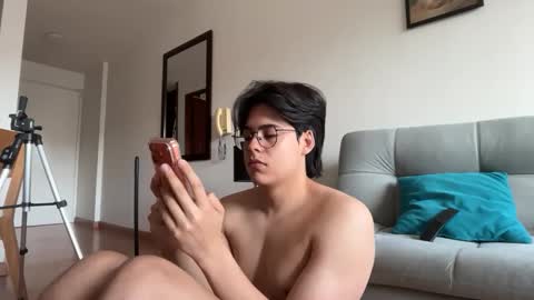 Snapshot of andyuwuu chatting on May 2026 06:48:02 PM andyuwuu online show from May 2026 06:48:02 PM