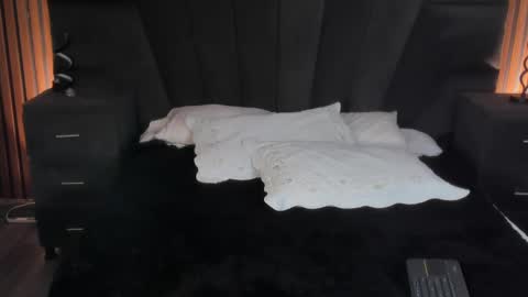 Andy online show from November 2025 10:31:02 PM