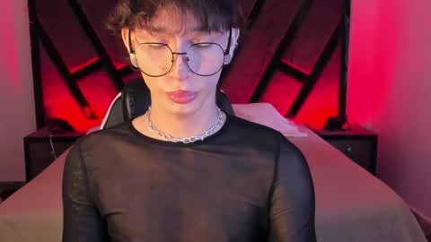 Snapshot of andywiills chatting on February 2026 09:48:02 PM Andy online show from February 2026 09:48:02 PM