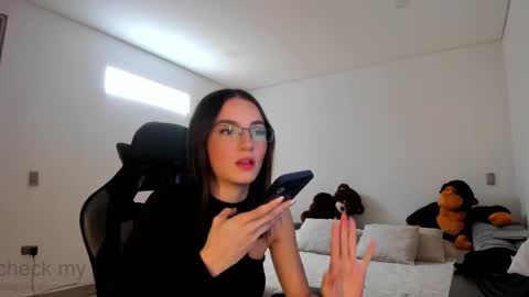      online show from February 2025 05:07:02 PM