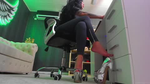 Anne online show from January 2025 12:28:02 AM