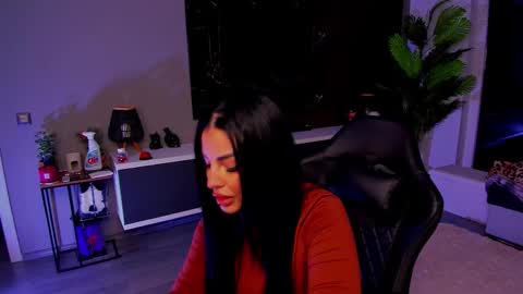 Snapshot of anemariejolie chatting on February 2026 06:12:01 PM Anne online show from February 2026 06:12:01 PM