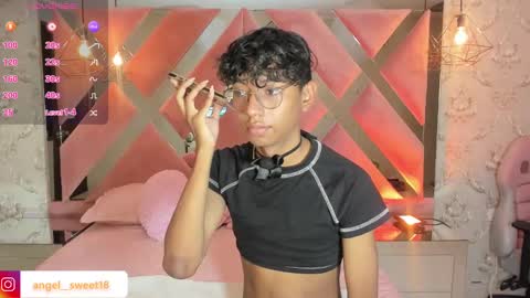 Snapshot of angel__sweet18 chatting on December 2024 09:09:02 PM online show from December 2024 09:09:02 PM