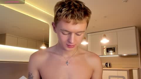 angel_andreww online show from January 2025 01:24:02 PM