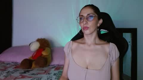 Snapshot of angel_blackhot chatting on October 2025 11:38:01 PM angel blackhot online show from October 2025 11:38:01 PM